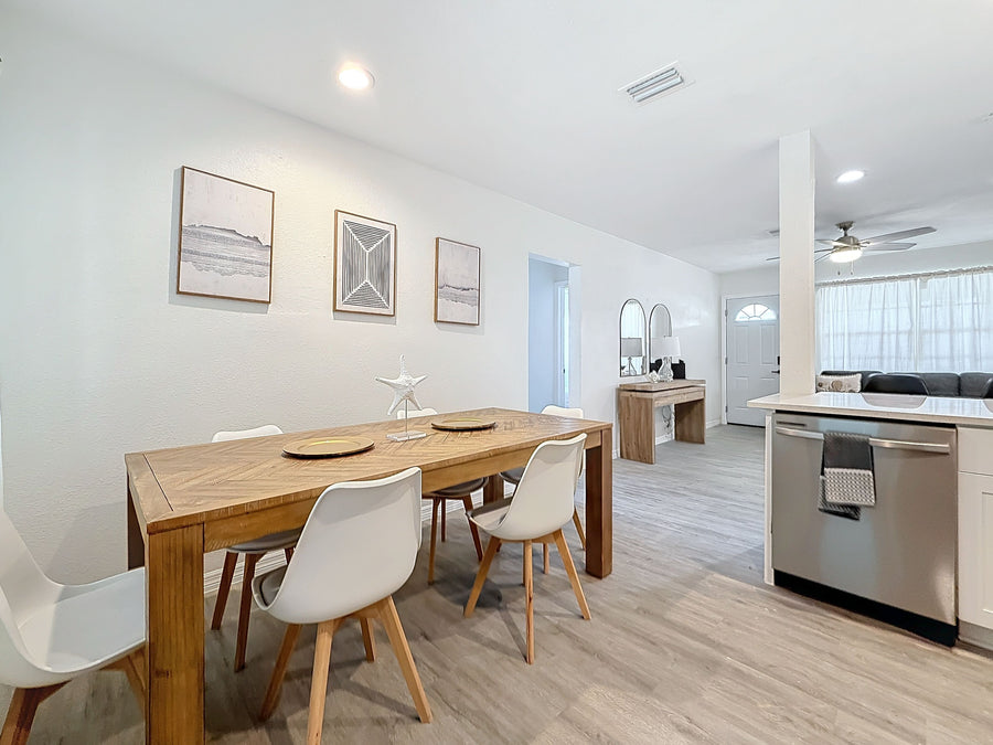 Sunset Villa By GoldenCoastRentals — Photo 8